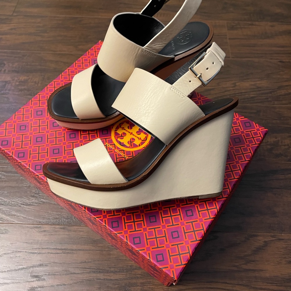 Bone colored Tory Burch sandals